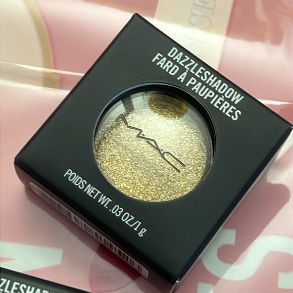 MAC Cosmetics DAZZLESHADOW Bundle NIB - Picture 3 of 11